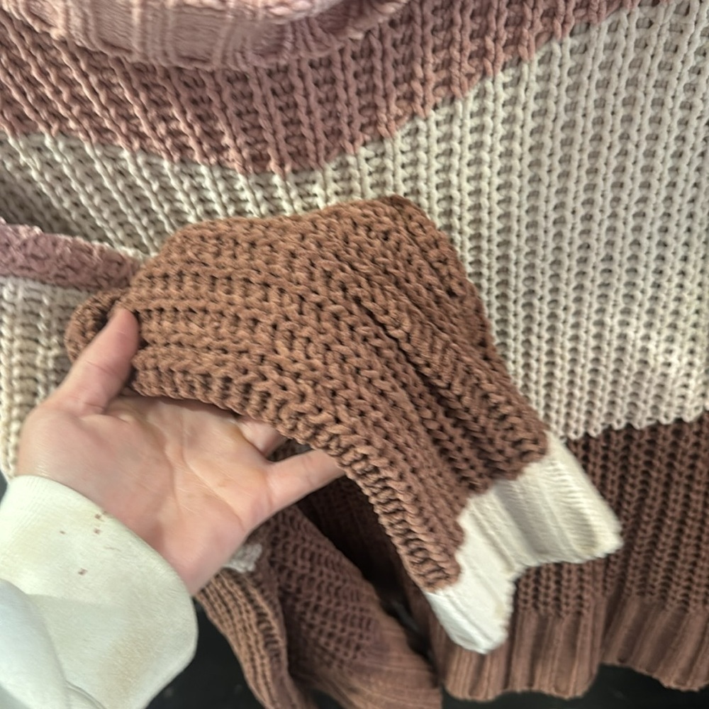 Pol color block sweater - Picture 3 of 3